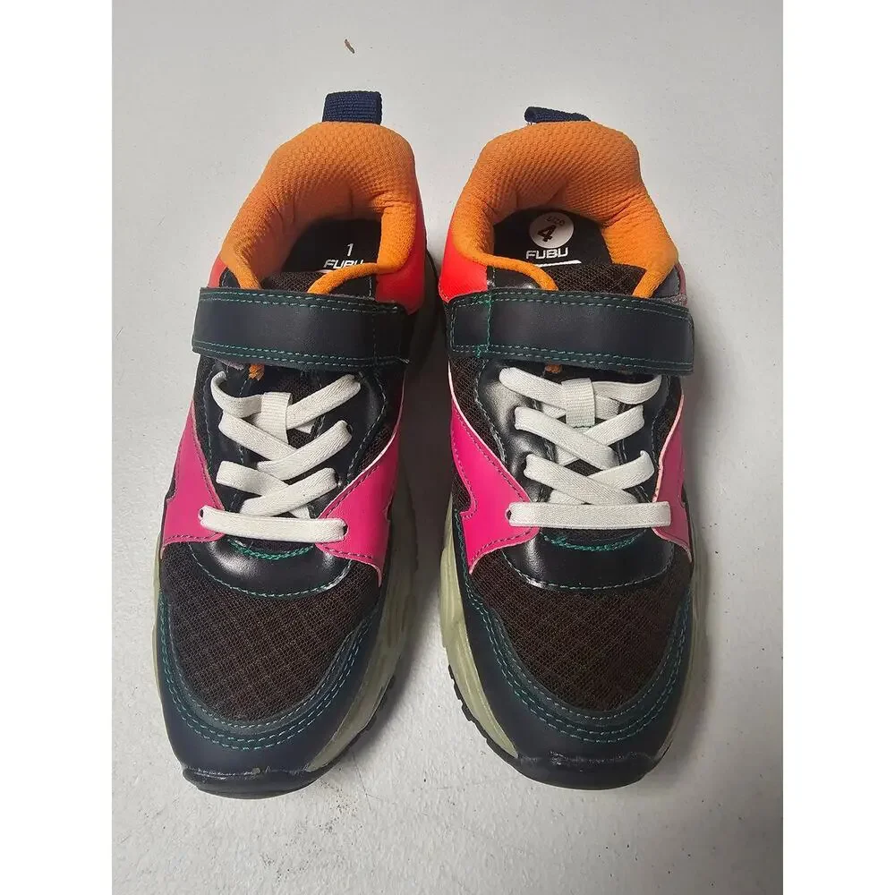 NWOB Girls Lightweight Hook and Loop Sneakers size EU34 UK2 US 3
